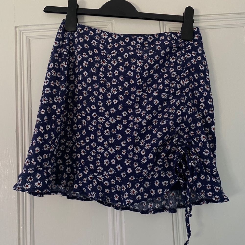 Pull and Bear Navy Floral Skirt